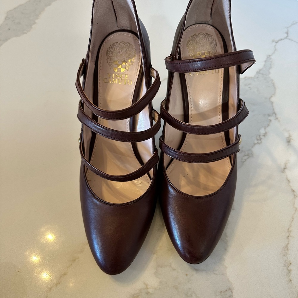 Vince Camuto Brown Leather Women's Shoes